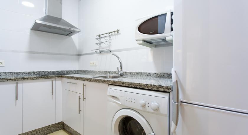 Apartamentos Alberto Lista 9 Севилья Номер фото