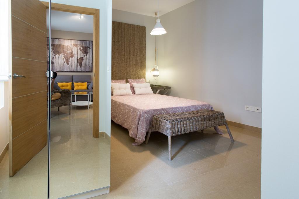 Apartamentos Alberto Lista 9 Севилья Номер фото