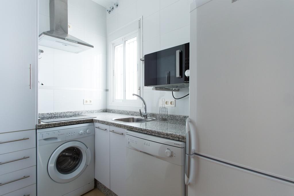 Apartamentos Alberto Lista 9 Севилья Номер фото