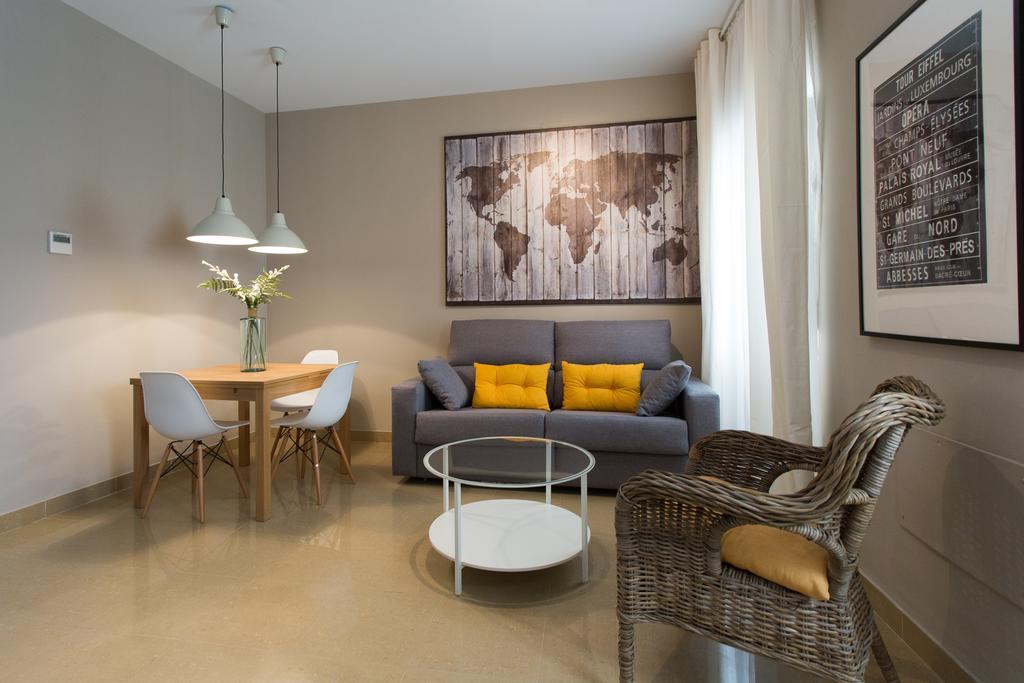 Apartamentos Alberto Lista 9 Севилья Номер фото