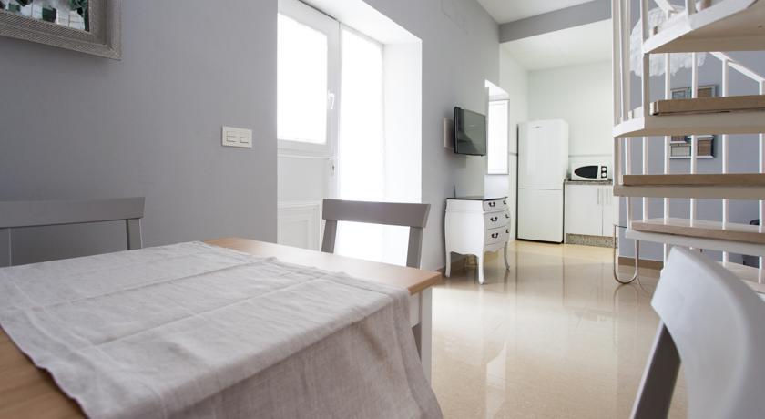 Apartamentos Alberto Lista 9 Севилья Экстерьер фото