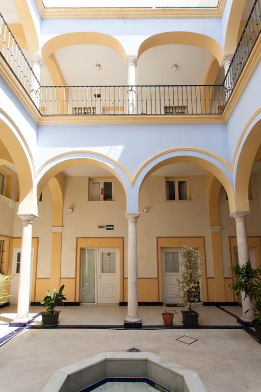 Apartamentos Alberto Lista 9 Севилья Экстерьер фото